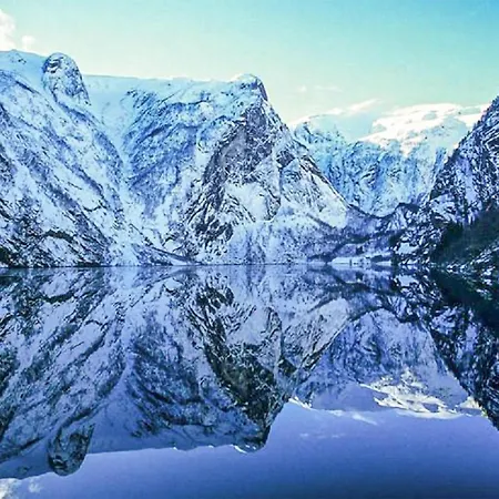 In Vik I Sogn With Jacuzzi Casa vacanze Åse